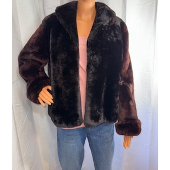 Vintage Mouton Lamb Fur Coat Women's Size In-between Small/ Medium - Picture 1 of 11